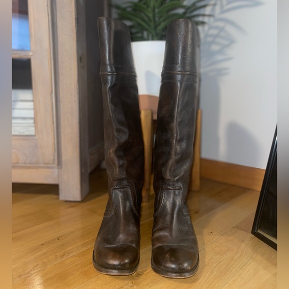 FRYE Women's Melissa Seam Tall Slip on Boot - Picture 2 of 10